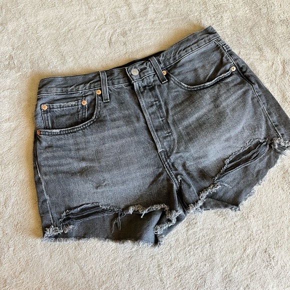 Levis 501 Denim Shorts - Picture 1 of 3
